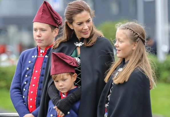 Prince Frederik, Princess Mary, Christian, Isabella, Josephine and Vincent wearing Faroe national costumes