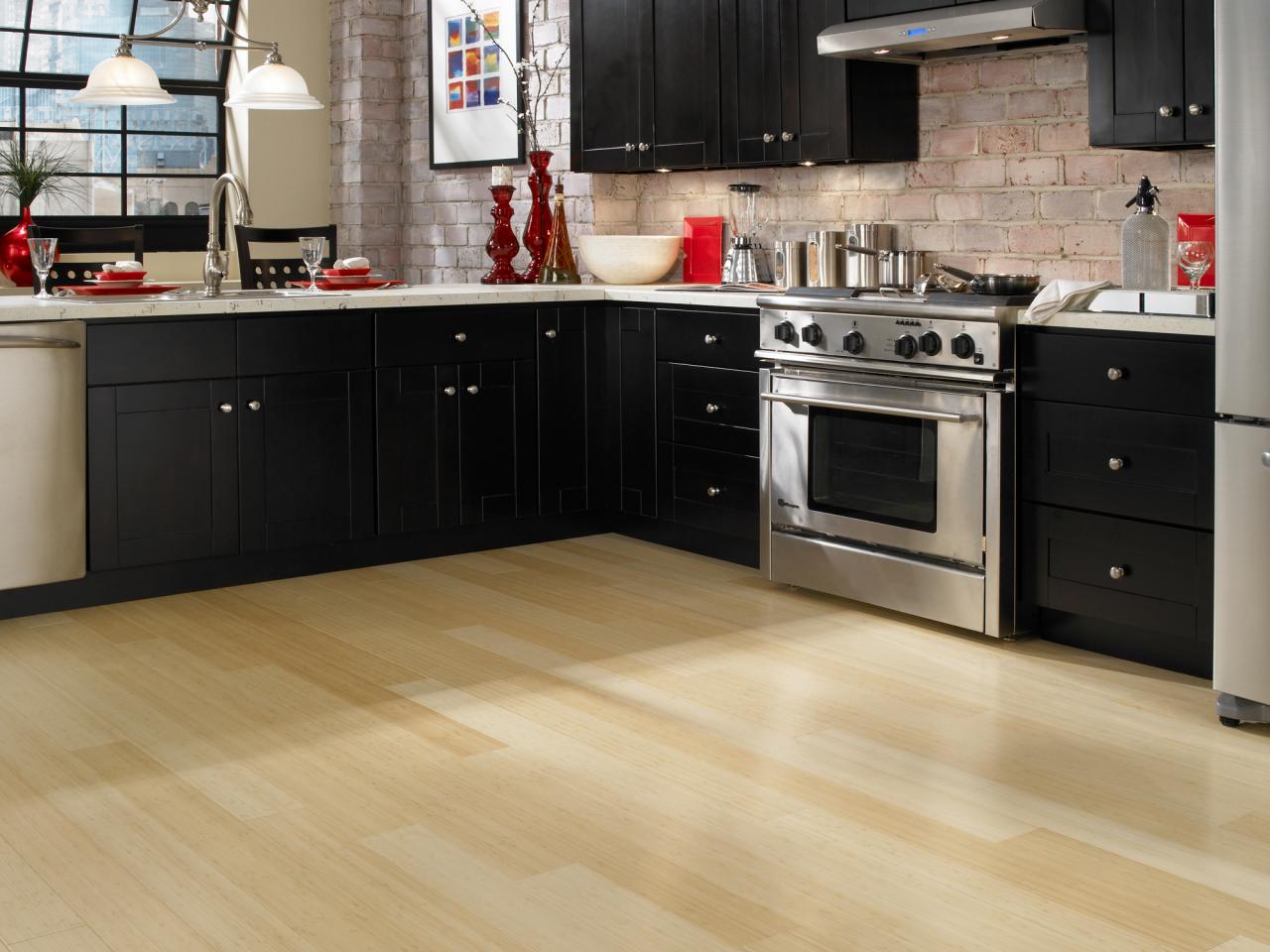 Maximizing The Color Combination on The Kitchen Flooring