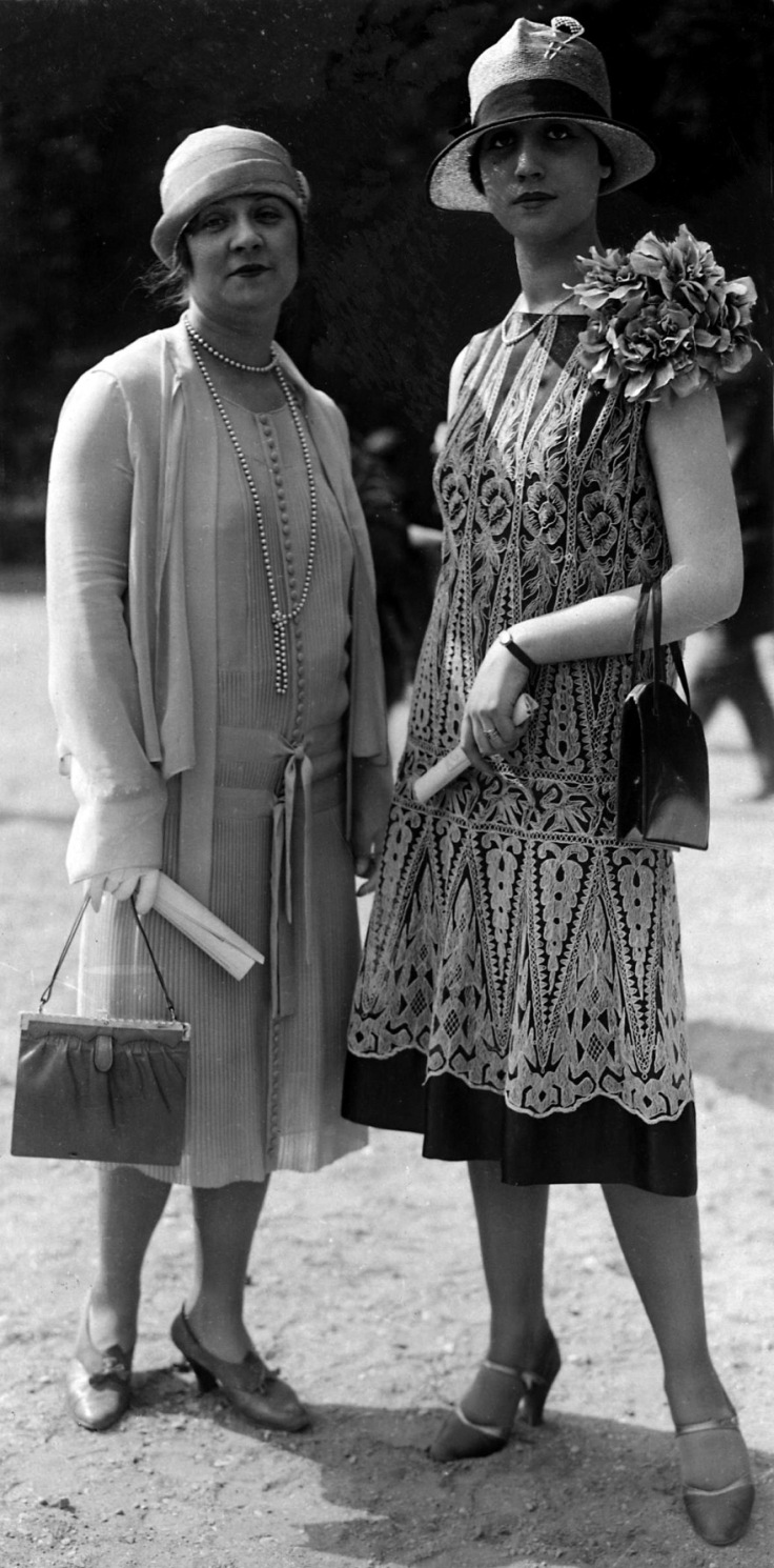 womensstreetstyle1920s45.jpg (736×1490) 1920s fashion, Fashion
