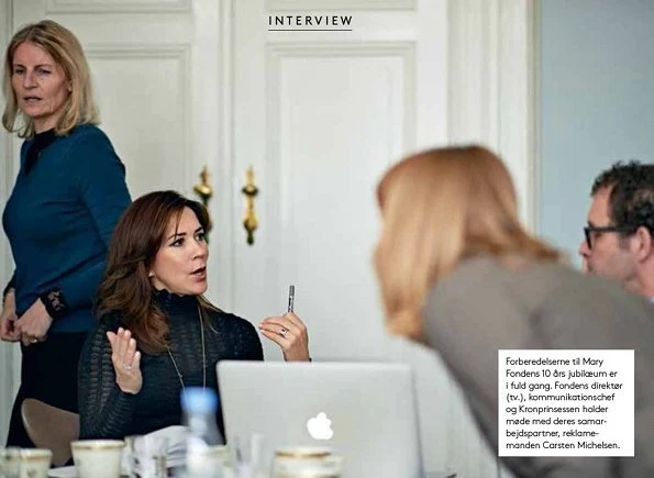 Crown Princess Mary gave an interview for Ud & Se magazine. Princess Mary wore skirt, Prada bag, Jesper Høvring dress