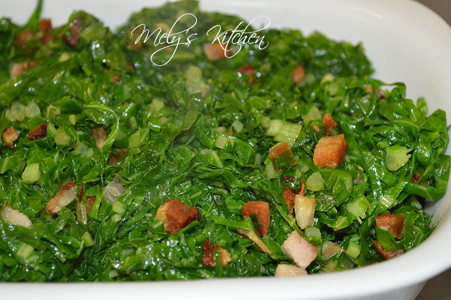 Mely's kitchen Brazilian Collard Green with Bacon ( Couve a Miniera