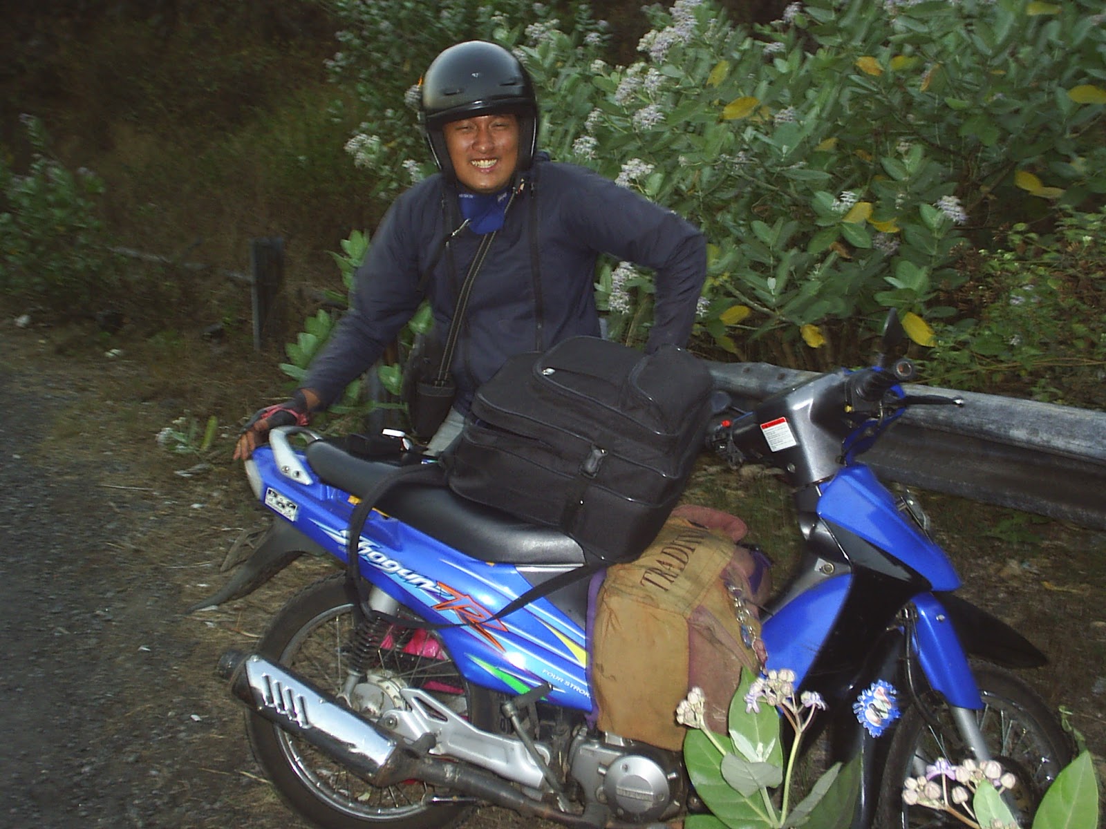 TUMPAH Touring Jakarta Bali, Naik Motor Part1