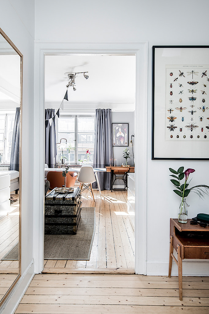 Dalslandsgatan 7, A delightful apartment in Stockholm with beautiful 20's details