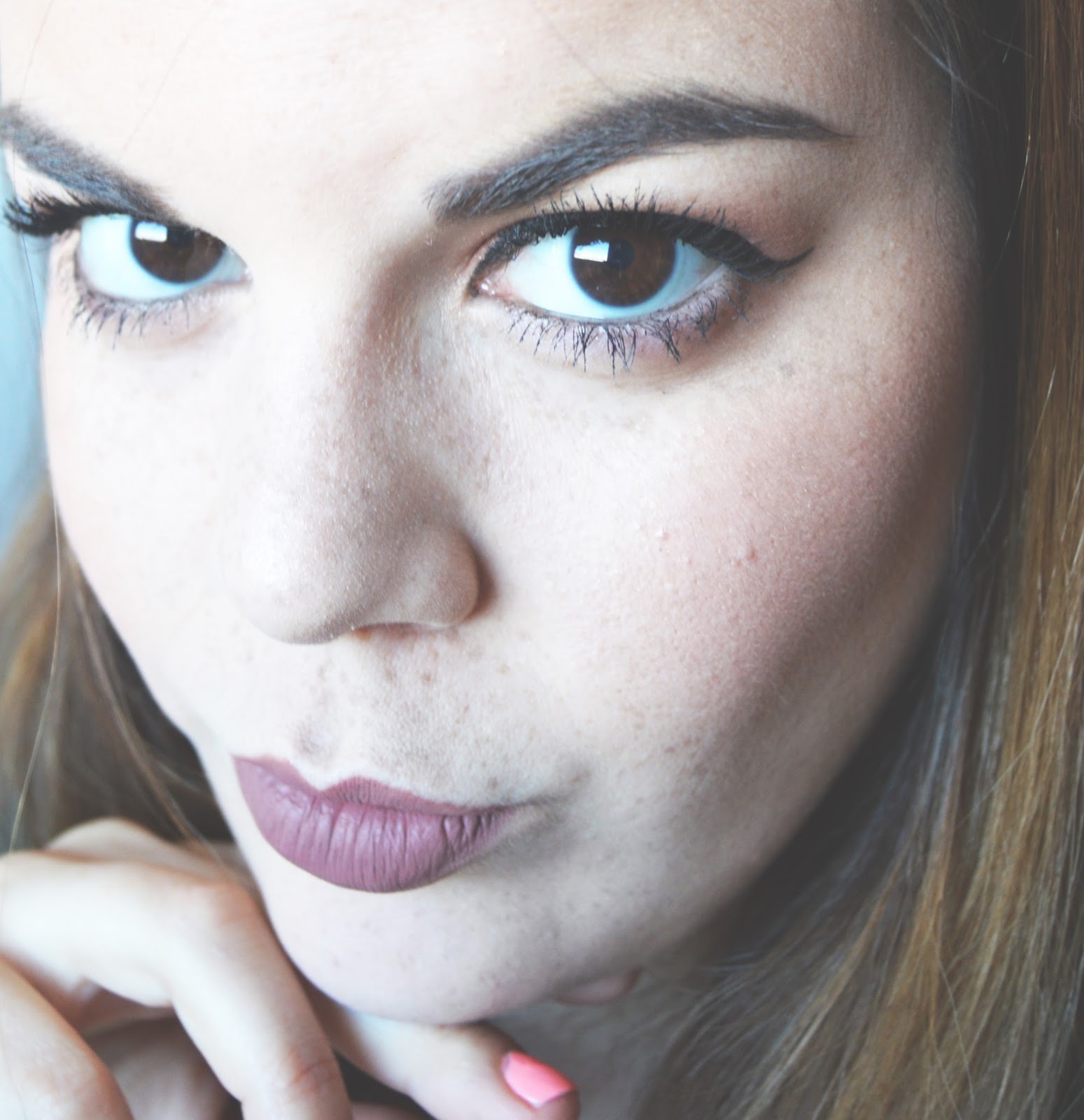 Pretty Little Lawyer Spring MakeUp