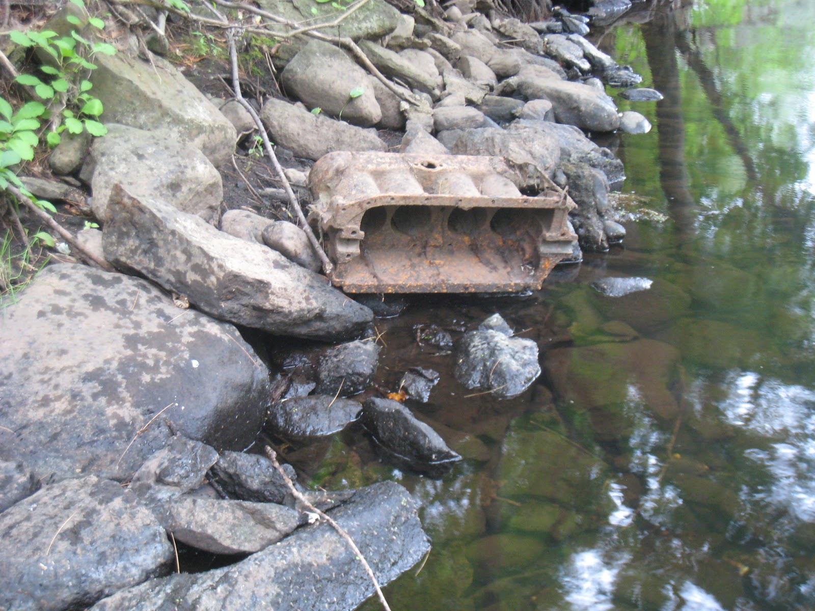 Maynard Life Outdoors and Hidden History of Maynard: August 2015