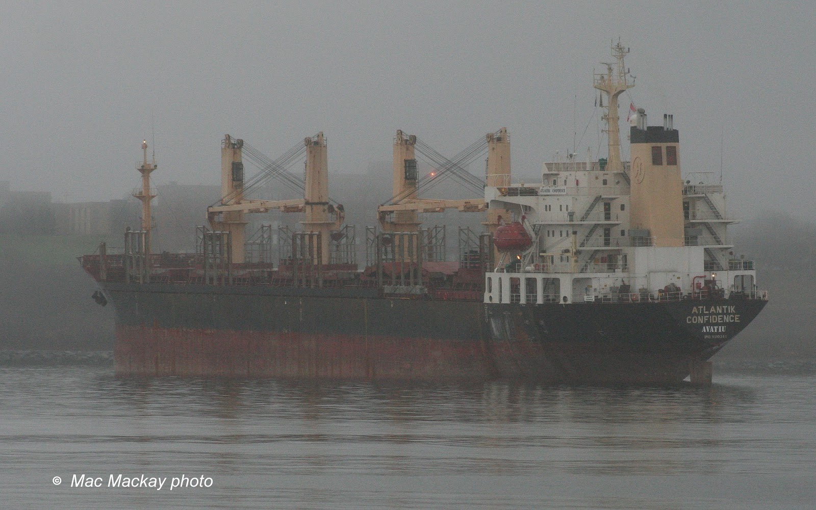 Shipfax Atlantik Confidence changes port of registry