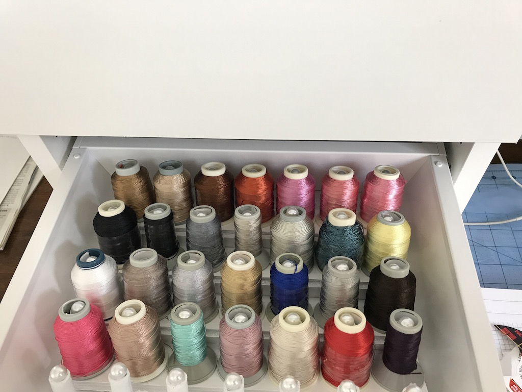 laCY life DIY Spool Thread Drawer Organizer