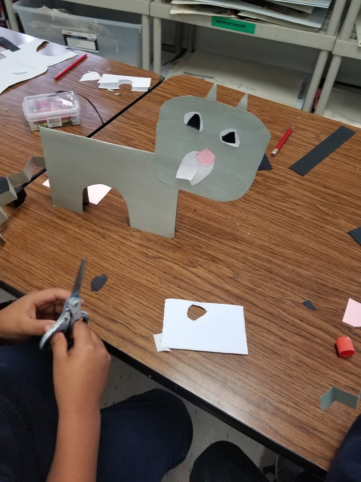 Construction paper cats