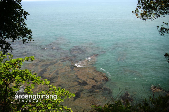 puncik bukit pantai karang bolong anyer serang