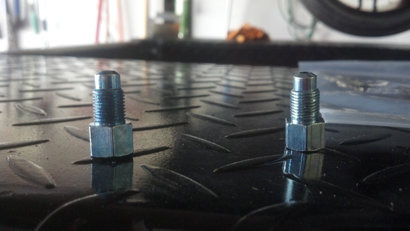 Brake Line Routing (Rear) Best Wiring