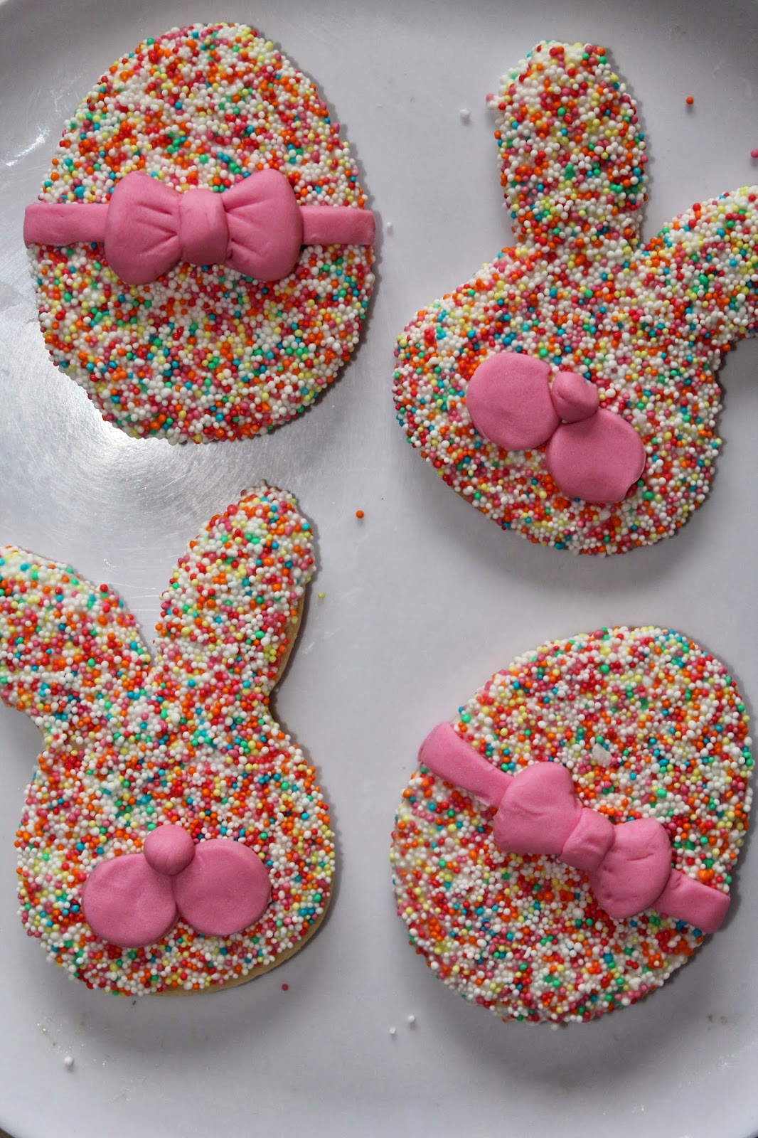 MakingMamaMagic Easter Sprinkle Cookies