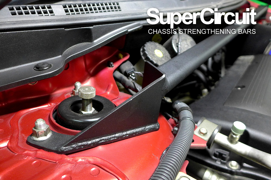 SUPERCIRCUIT CHASSIS STRENGTHENING BARS Mitsubishi Lancer Front Strut Bar