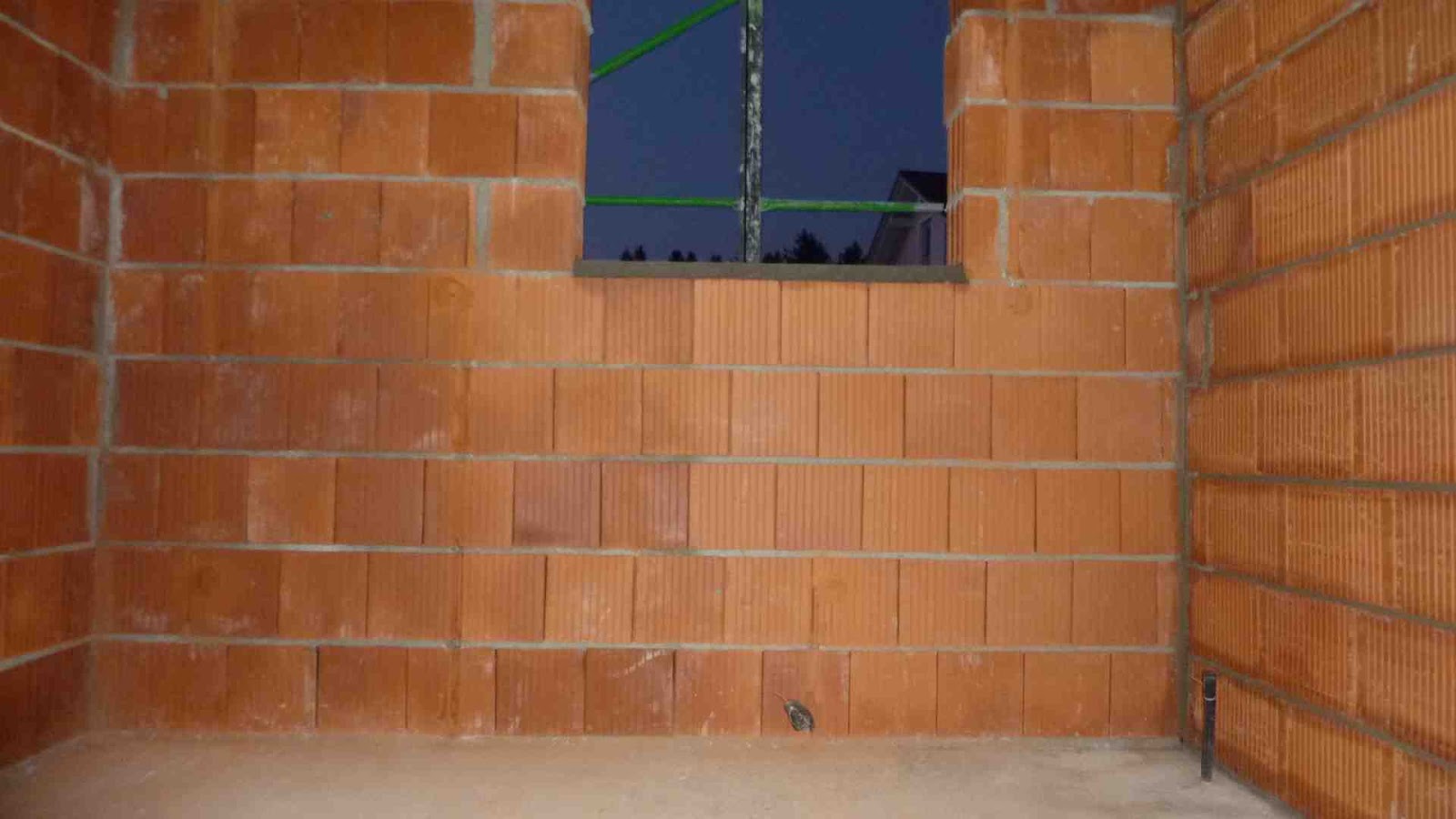 Bautagebuch: KW 9 - Innenwände gemauert Rohbau fertig