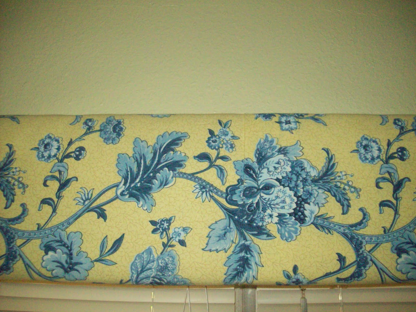 Pecan Corner: How To Make a Padded Upholstered Cornice Board