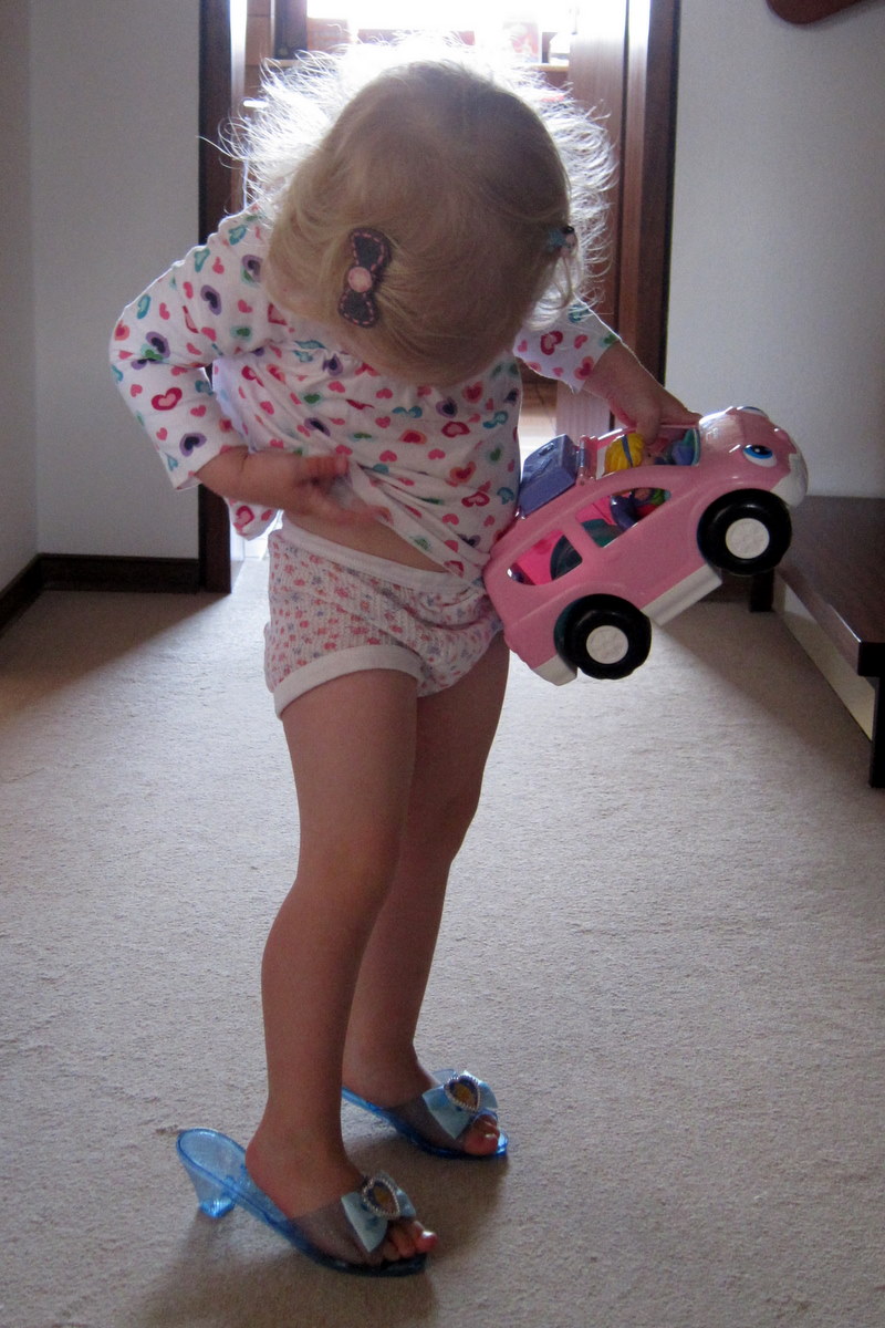 movies Girls pants peeing in