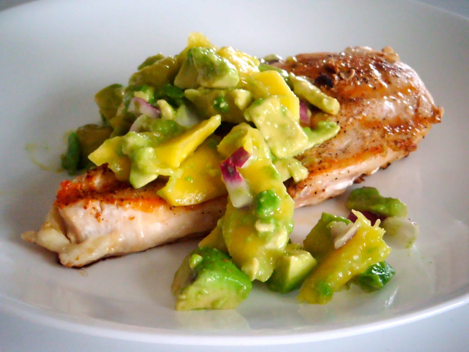 Recipe Addiction Cayenne Rubbed Chicken with Avocado Salsa