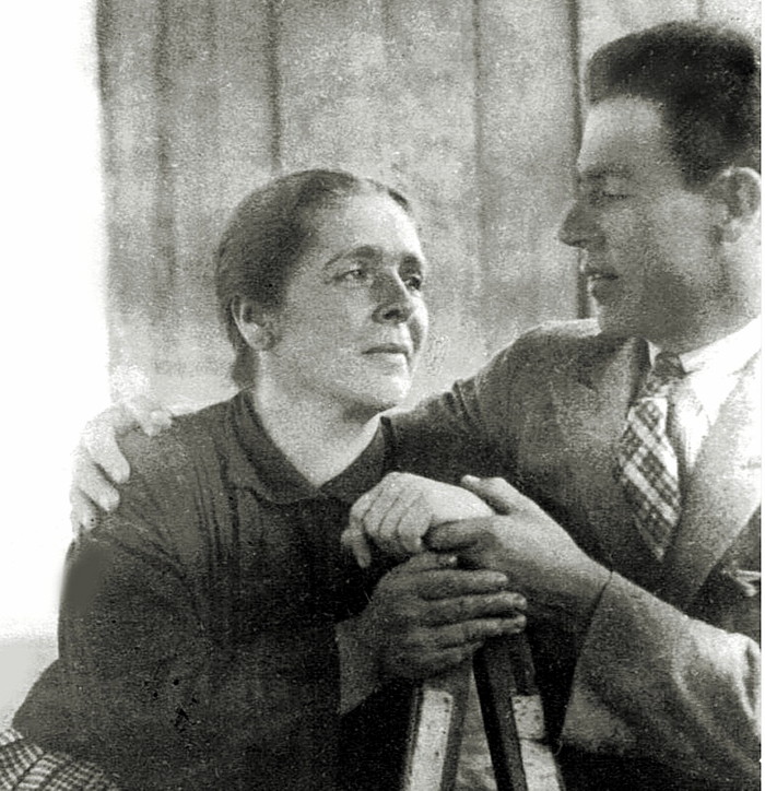 Maria del Carmen Ossa Tobón y su hijo Luis Ossa Ossa