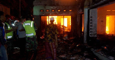 Gudang Elektronik Ludes Terbakar di Pekalongan