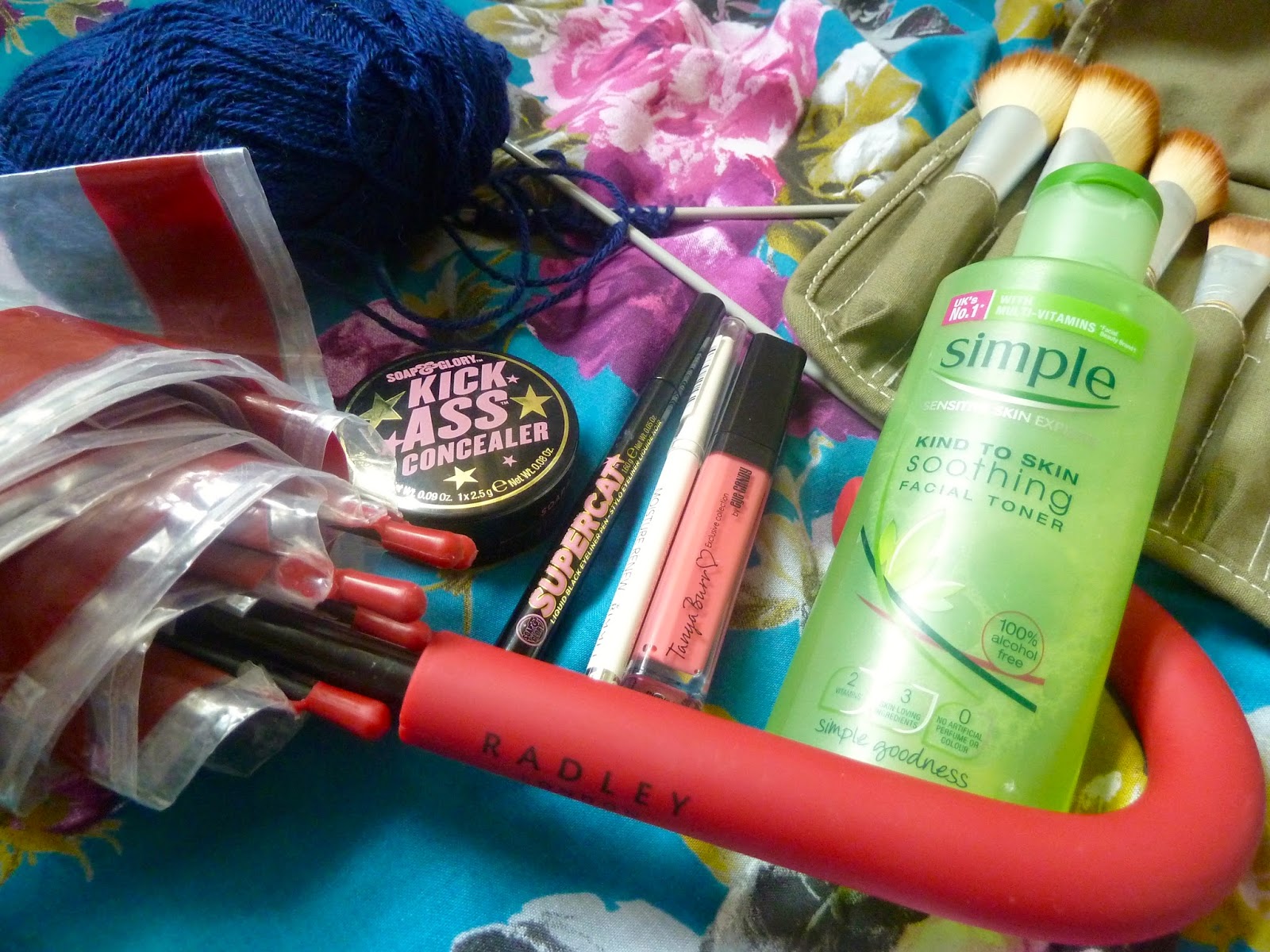 Picture of my favourites in August: Umbrella, Beauty Products and Knitting