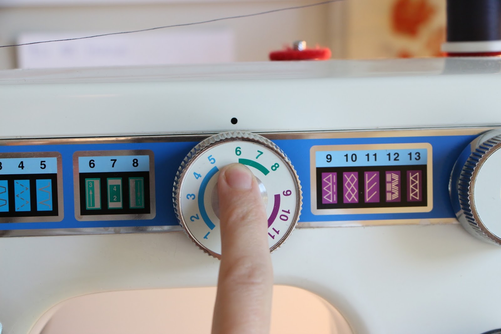 How to Sew a Buttonhole Without a Special Foot! Palindrome Dry Goods