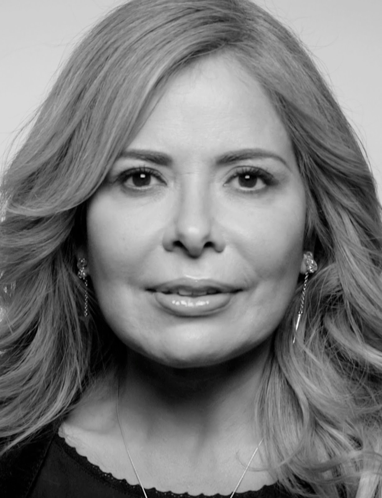 El Lavadero de las Muñecas GLORIA TREVI LA CANTANTE LATINA MÁS