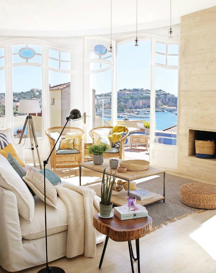 Una casa fresca y natural junto al mar Mediterráneo