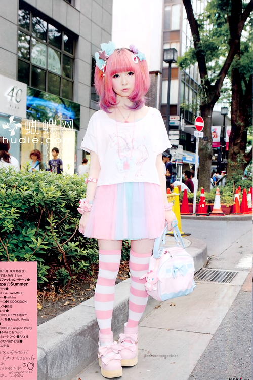 アリーシャ 、オタク ~ Alisha the Otaku ~: Let's Look At: Harajuku! (見てみましょう： 原宿 ！)