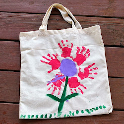 bag crafts handprint mothers flower diy hand mother craft gifts gift homemade easy preschoolers tote bags handprints footprints mom tree