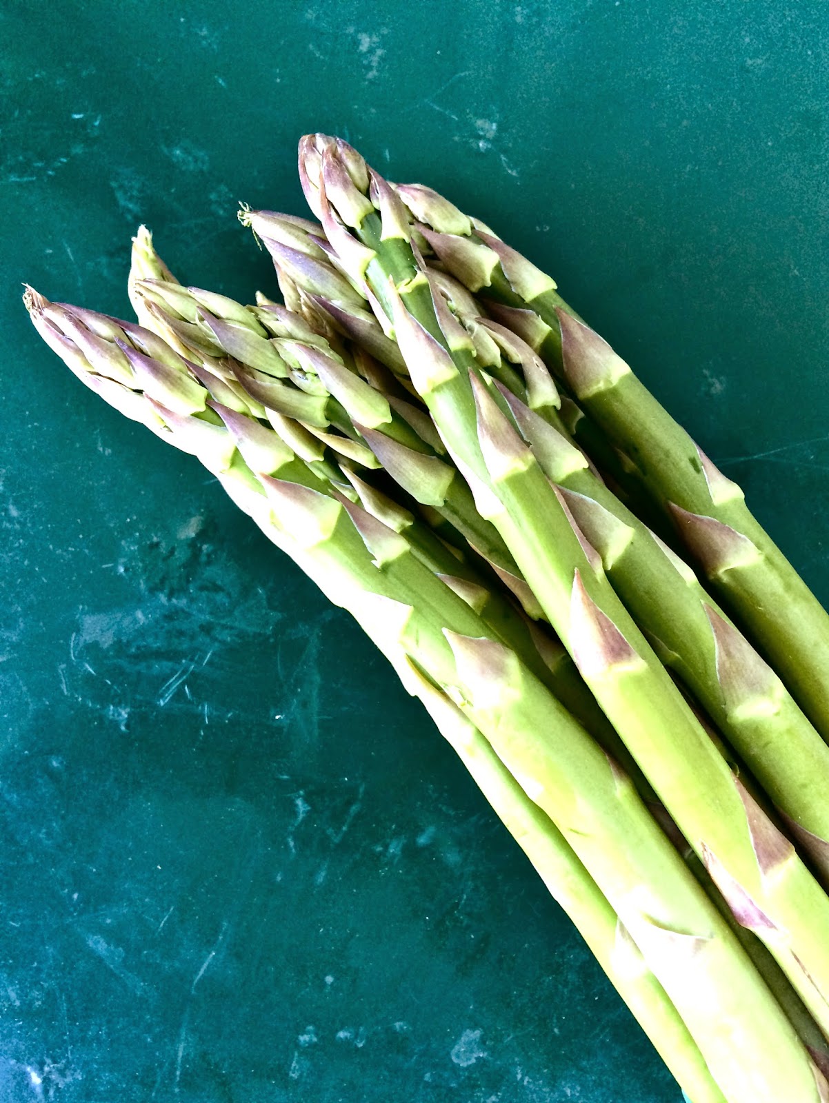 Passionately Raw! Asparagus Salad with Wild Herbs and Baby Greens