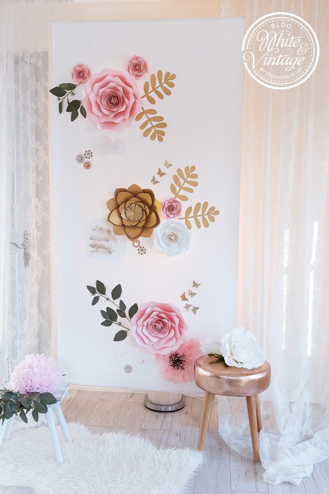 DIY Blumenwand für Hochzeit selber machen.