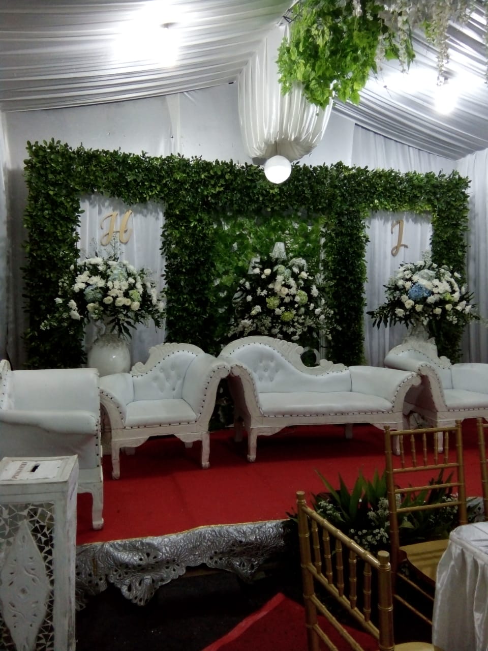 Dekorasi Tenda Pernikahan di Rumah Sederhana