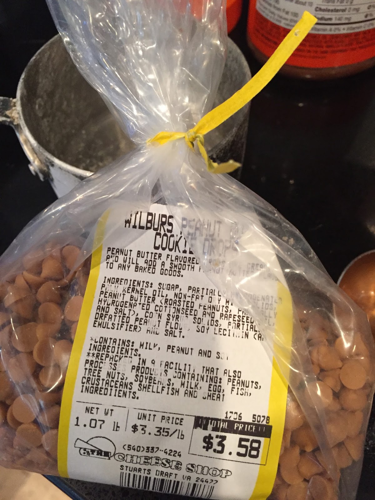 My Mother's Apron Strings Peanut Butter Cookies with a Twist and November's GiveAwayApron