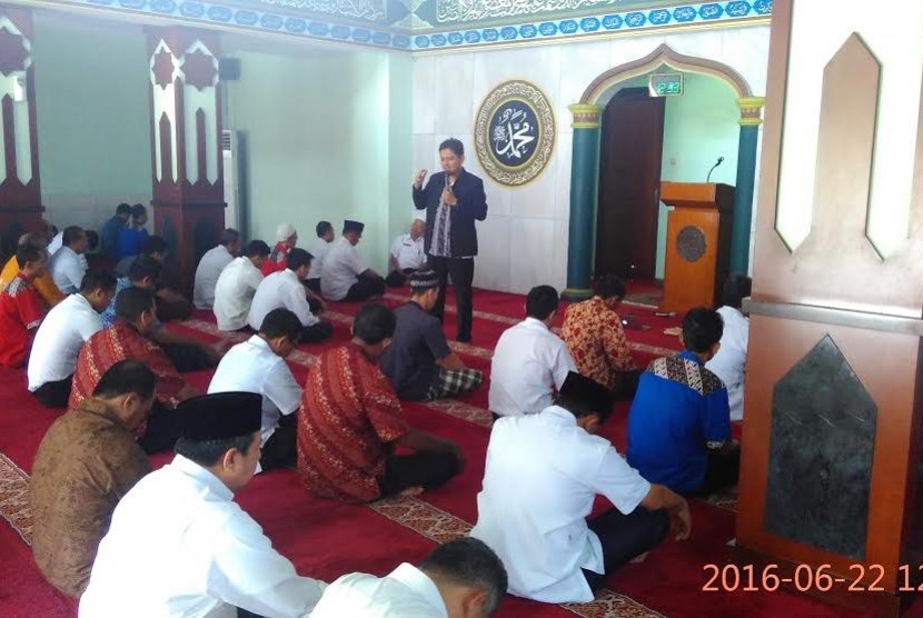 Gerakan Empowering Indonesia Merambah ke Masjid