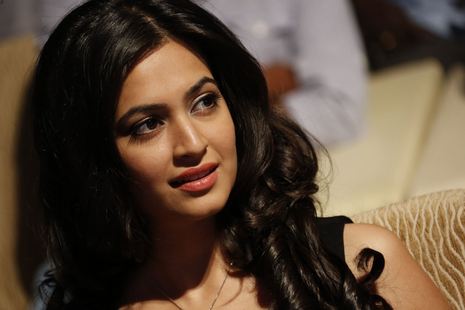 Raaz 4 Movie Actress - Kriti Kharbanda Wiki, Images And HD Wallpapers