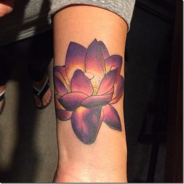 Tatuagens femininas de flor de lótus Tatuagens femininas de flor de lótus