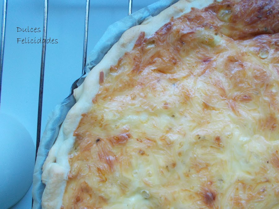 Quiche de patatas, cebolla y queso