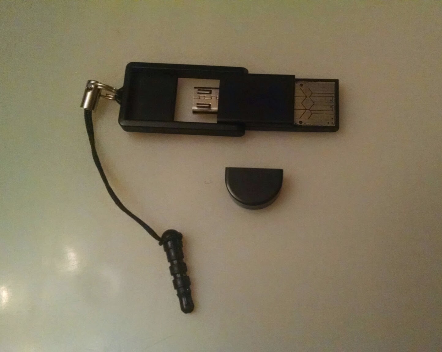 Big Boys Toys Inateck MicroSD card reader with OTG Review ( Model