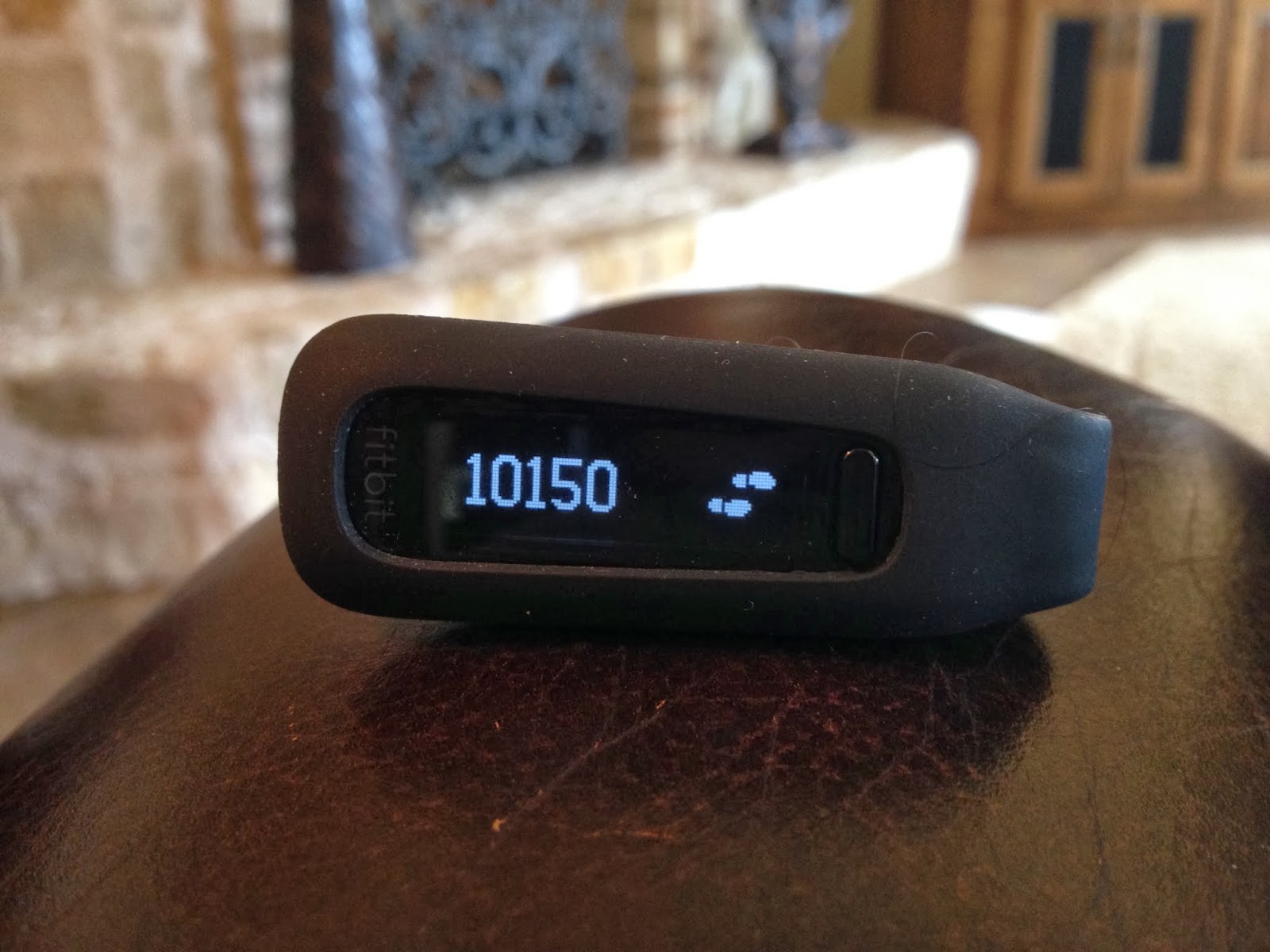 Fitbit One Review - the makeup obsessed mom blog