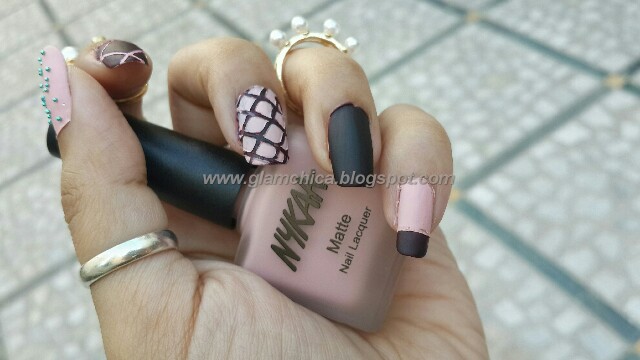 Nykaa Matte Nail Lacquer Pink Meringue & Black Cherry Pie : Review, Price & Swatches