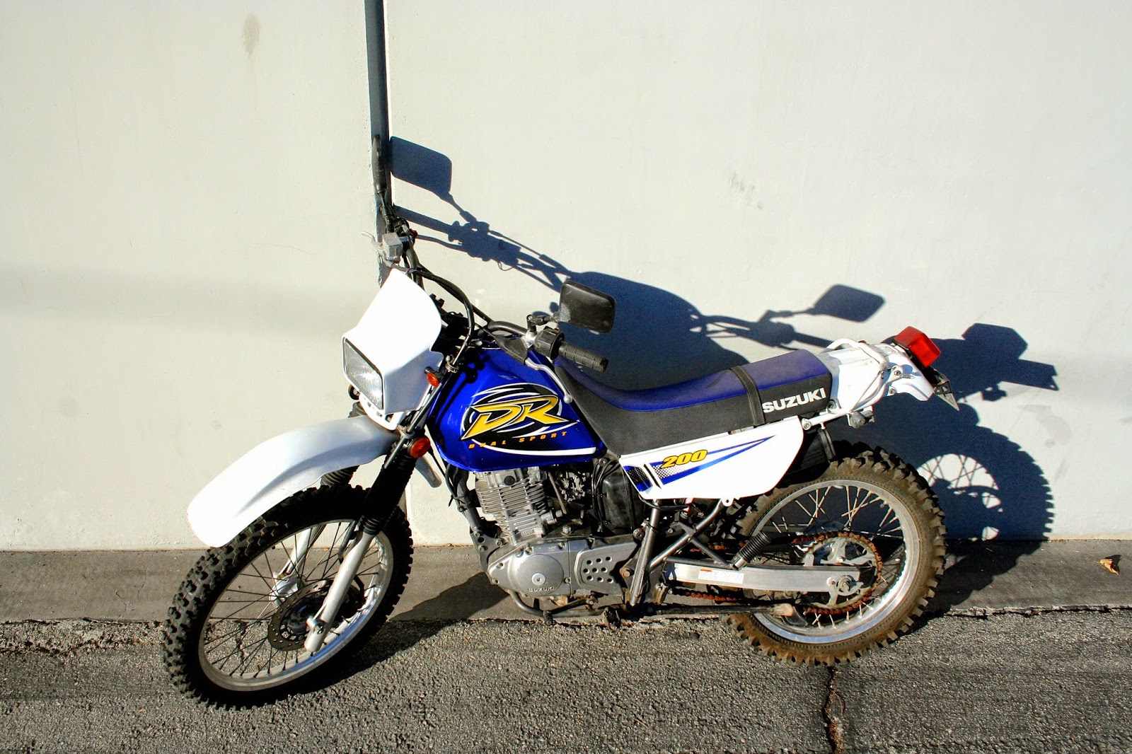 suzuki dr200 exhaust
