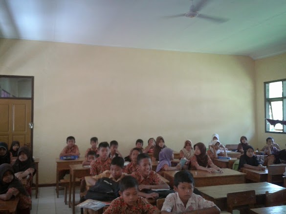 Kisah Pilu Yang Dialami Rekan – Rekan Guru Di Kawasan Gowa…