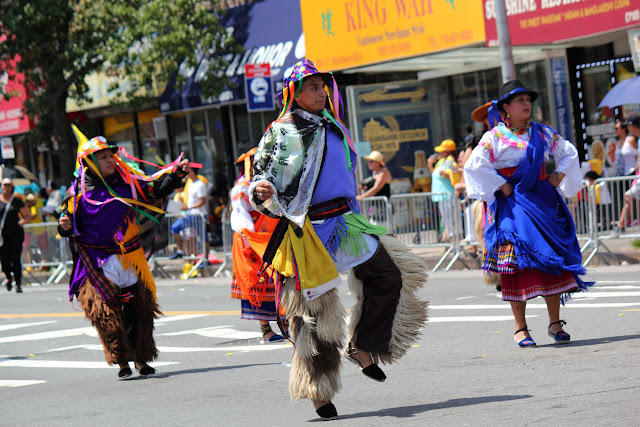 foto de grupo de danza folclorica ecuatoriana en Queens NY.