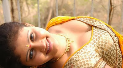 278-Amrutha+Valli+Hot+Cleavage+Show+Phot