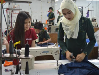 Lowongan Kerja Penjahit Butik Jakarta Agustus 2017 Pria Dan Wanita Berpengalaman Bisa Tinggal Di Dalam Lowongan Kerja Terbaru 2017