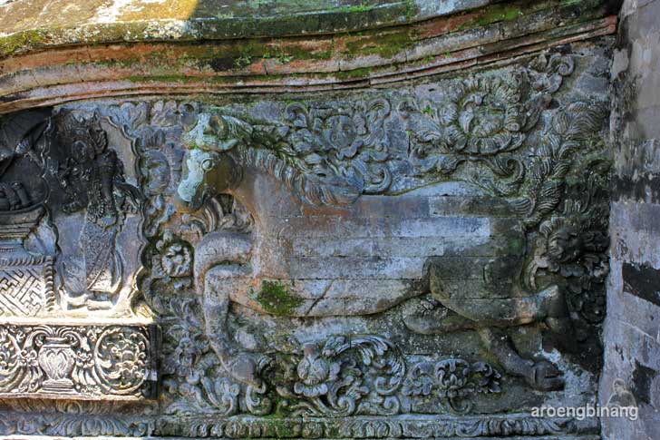 taman gili kerta gosa klungkung bali