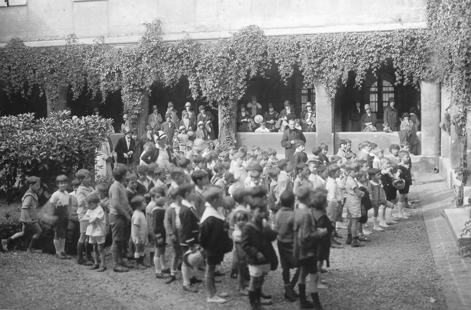 Centenaire 19112011 des rues LapparentVaudoyerHeredia 6 Le Bon Conseil