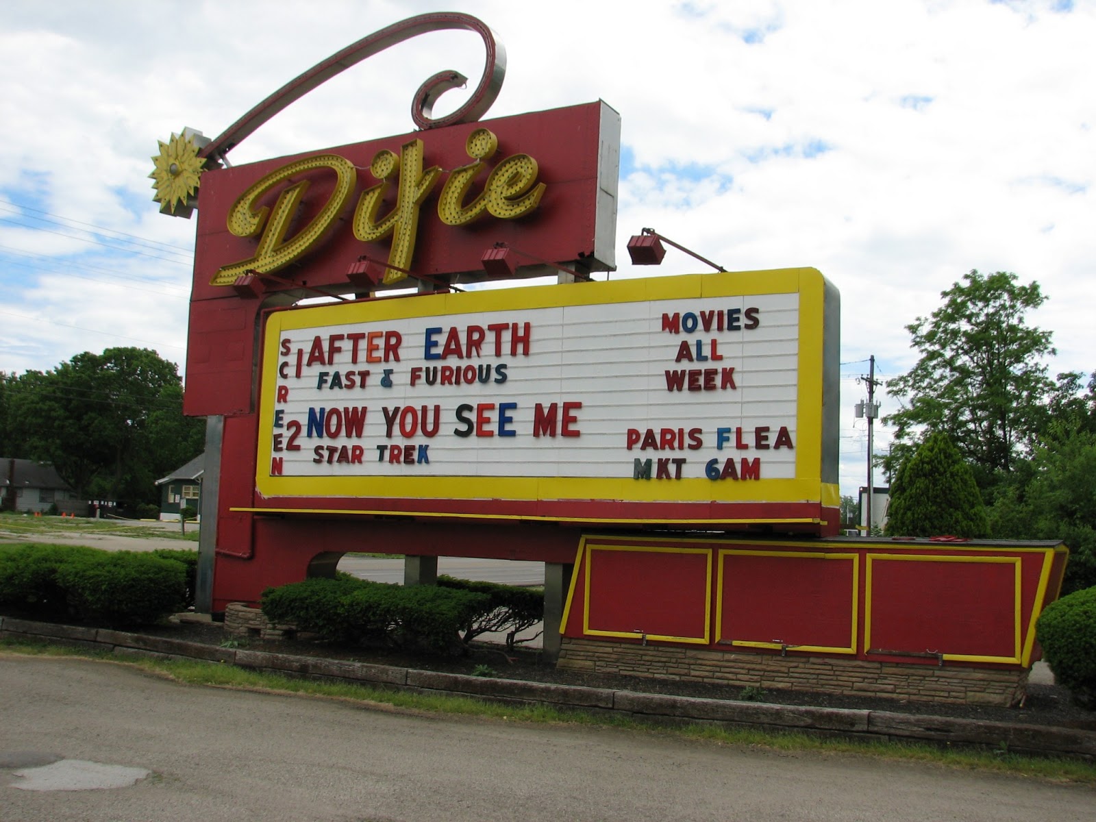 The Automobile and American Life The last DriveIn in the Dayton,OH
