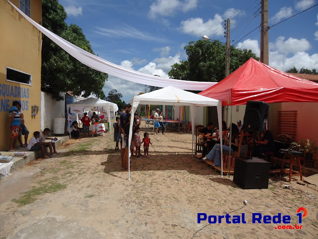 Jovens realiza feirinha da Vila em Pedro II A primeira edição da Feirinha da Vila foi realizada na manhã deste sábado (17/03).