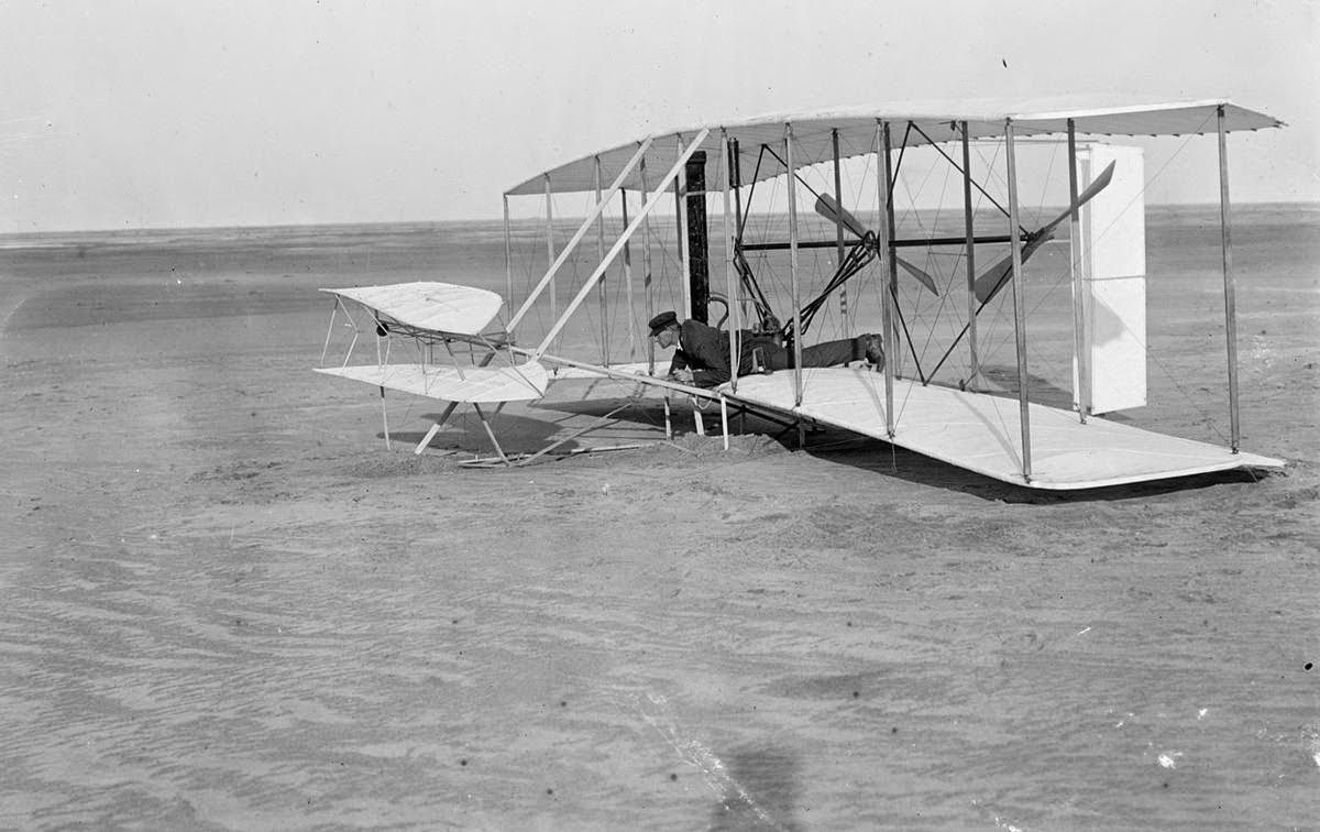 Amazing Historical Pictures of the Wright Brothers' First 