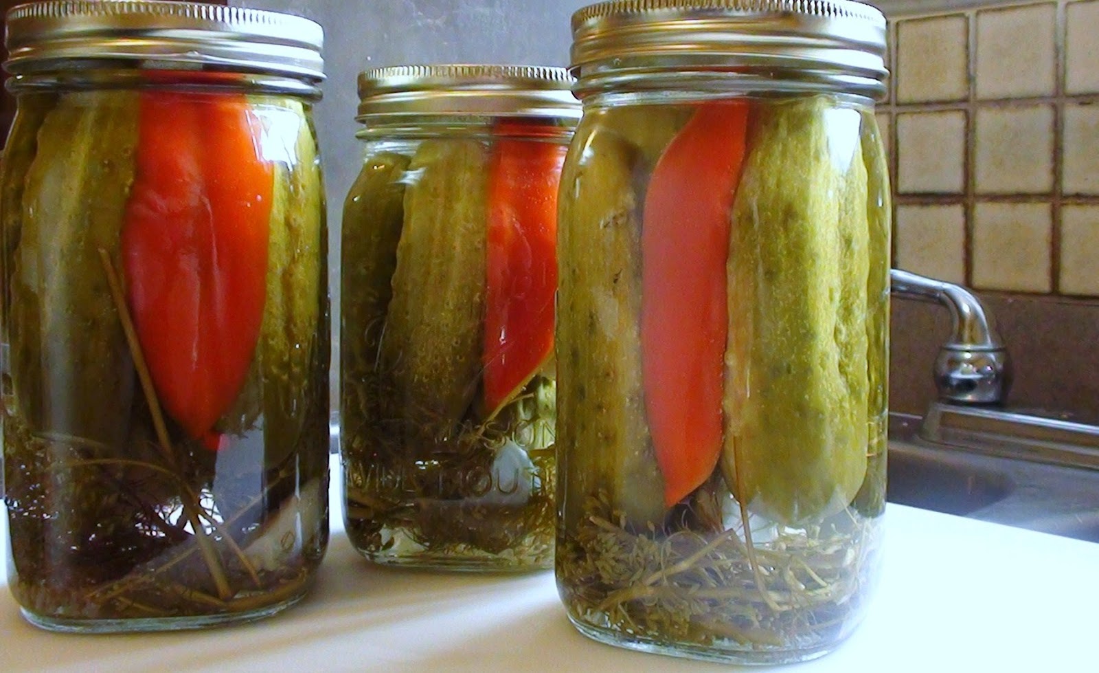 zsuzsa is in the kitchen DILL PICKLES